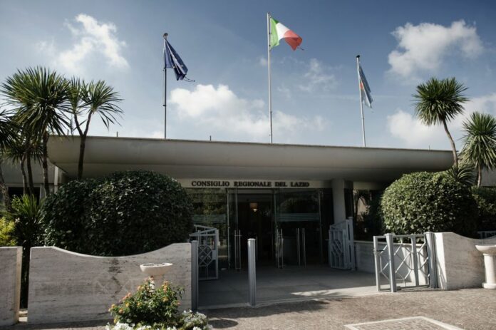 LA SEDE DEL CONSIGLIO REGIONALE DEL LAZIO IN VIA DELLA PISANA