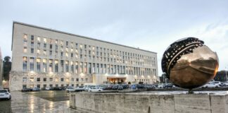 Ucraina, la Farnesina invita gli italiani a lasciare il Paese