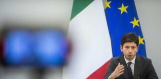 Speranza “Abbiamo piegato la curva grazie ai vaccini”