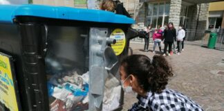 Rifiuti,”La Grande Macchina del Mondo” nelle scuole dell’Emilia Romagna