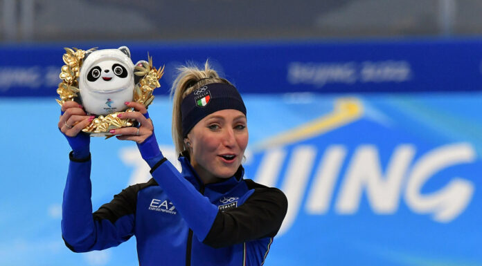 Lollobrigida portabandiera alla cerimonia di chiusura