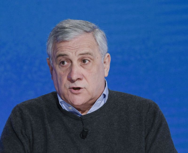 Centrodestra, Tajani “Sia rifondato prima delle prossime politiche”