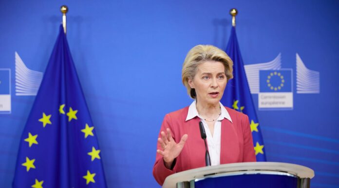 Ucraina, Von der Leyen “Pronti a reagire in caso di attacco”