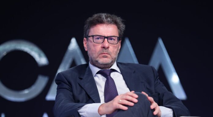 Giorgetti “In Cdm un Fondo Auto per incentivi e filiera”