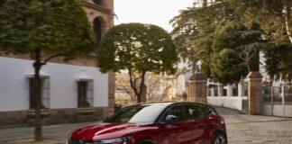 La Megane E-Tech Electric porta la “Renaulution” dentro casa