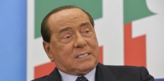 Covid, Berlusconi “L’obiettivo è un’estate senza restrizioni”