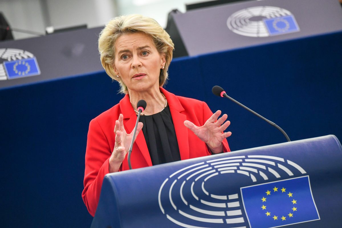 Ucraina, Von der Leyen “Inaccettabile l’aggressione russa”