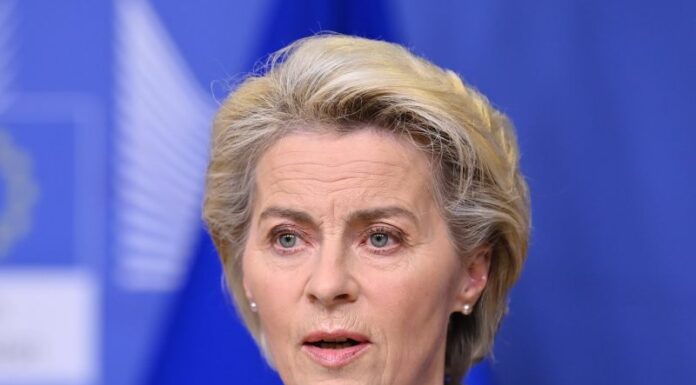 Ucraina, Von Der Leyen “Completeremo rapidamente pacchetto sanzioni”