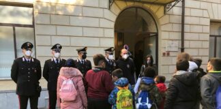I ragazzi dello Zen di Palermo in visita alla caserma “Dalla Chiesa”