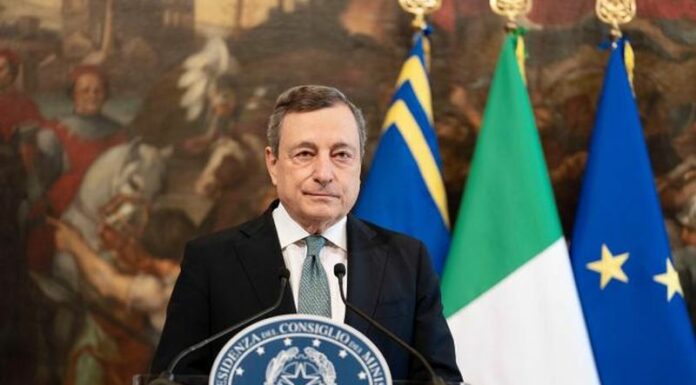 Ucraina, Draghi al G7 “Su sanzioni allineati all’Unione Europea”