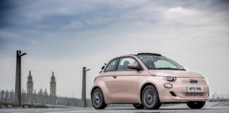 Nuova 500 vince il titolo di “City Car 2022” ai GQ Car Awards