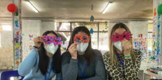 Covid, a Palermo vaccini in maschera al Padiglione dei bimbi alla Fiera