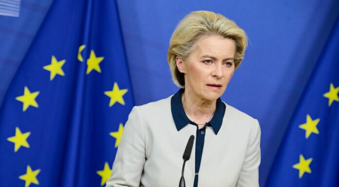 Von der Leyen “Faremo pagare costi massicci, mai visti alla Russia”