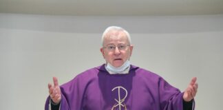 Ucraina, cardinale Bassetti: “Una tragedia ingiusta e un’inutile guerra”