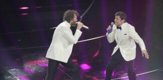 Morandi vince la serata delle cover. Jovanotti superstar a Sanremo