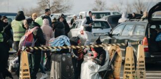 Ucraina, l’Ue chiede la protezione temporanea per chi fugge