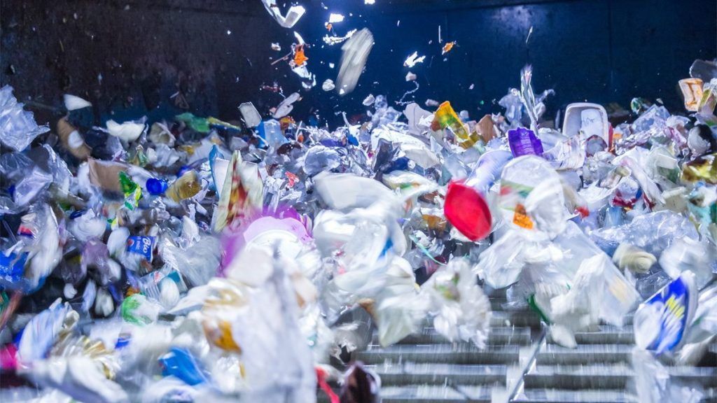 Onu avvia i negoziati per il trattato globale sulla plastica, plauso Wwf