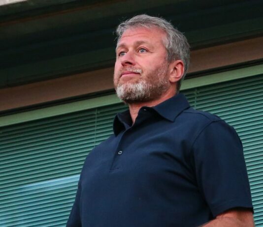 Proceeds from Chelsea sale to Ukraine, Abramovich risks trial in the UK