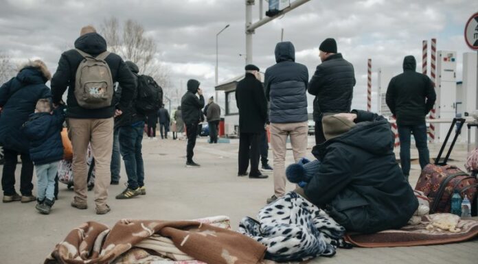 Città sotto bombe e missili in Ucraina, già un milione di profughi