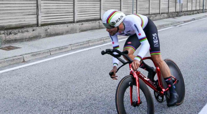 Tirreno-Adriatico, Ganna vince crono ed è prima maglia azzurra