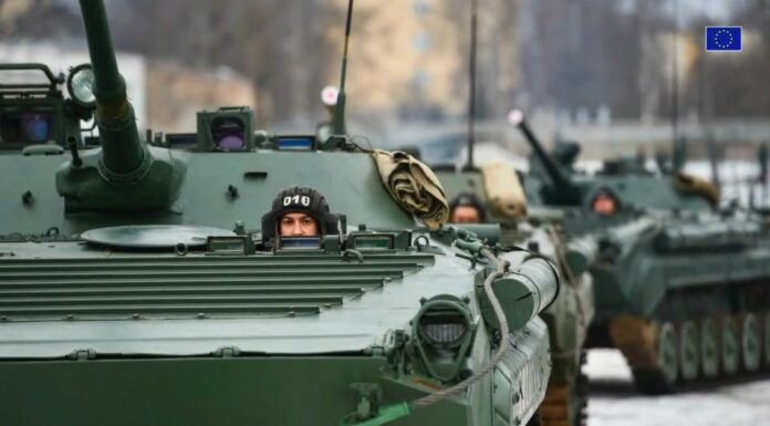 Bombardamenti a Dnipro e Kiev, la Russia: “Con le sanzioni a rischio la Stazione Spaziale”