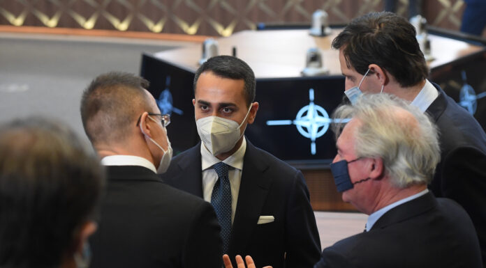 Ucraina, Di Maio “Difesa comune europea è una necessità”
