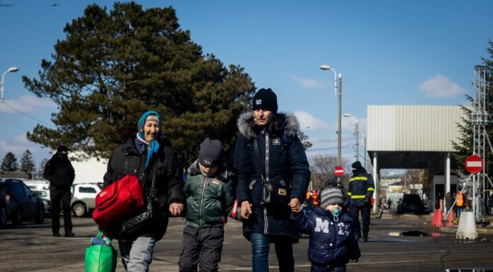 Toscana: profughi, firmata convenzione con associazioni albergatori