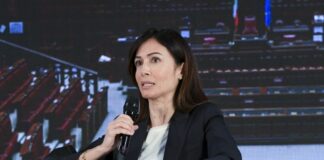 Carfagna “Sconti alle famiglie e meno accise sulla benzina”