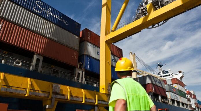 Commercio estero, a gennaio l’export torna a crescere