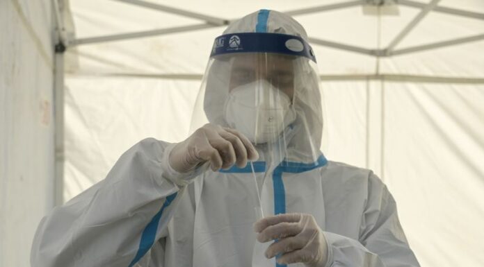 Covid, 74.024 nuovi casi e 85 decessi nelle ultime 24 ore