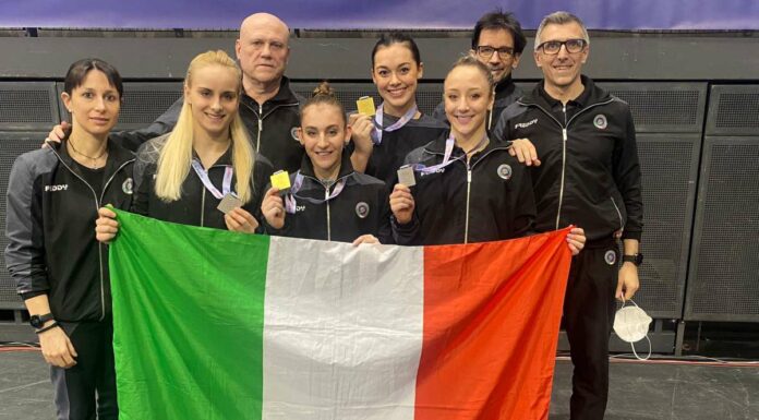 ‘Manita’ delle azzurre di artistica a Stoccarda