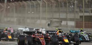 Doppietta Ferrari in Bahrain, Leclerc vince davanti a Sainz