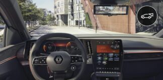 Renault, su Megane E-Tech Electric luci interne personalizzabili