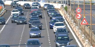 Mercato auto, nel 2021 persi altri 6,3 mld di fatturato sul 2019