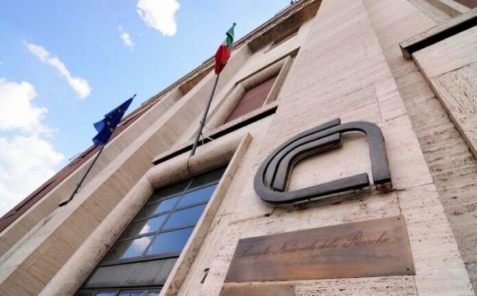 CNR
CONSIGLIO NAZIONALE DELLE RICERCHE
ESTERNO SEDE
TARGA