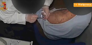 False vaccinazioni a Palermo, nuovo arresto per infermiera no vax