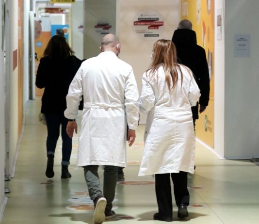Case di Comunità, dalla Conferenza Stato-Regioni via libera definitivo al contratto per i medici di famiglia
