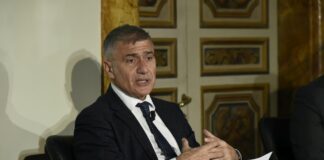 Pecoraro Scanio “Oggi luci spente, ma stop allo spreco energia sempre”