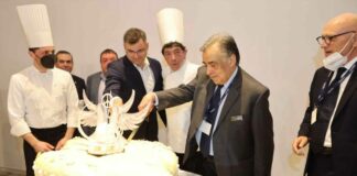 Da Fiasconaro una colomba da record per dire no alla guerra in Ucraina