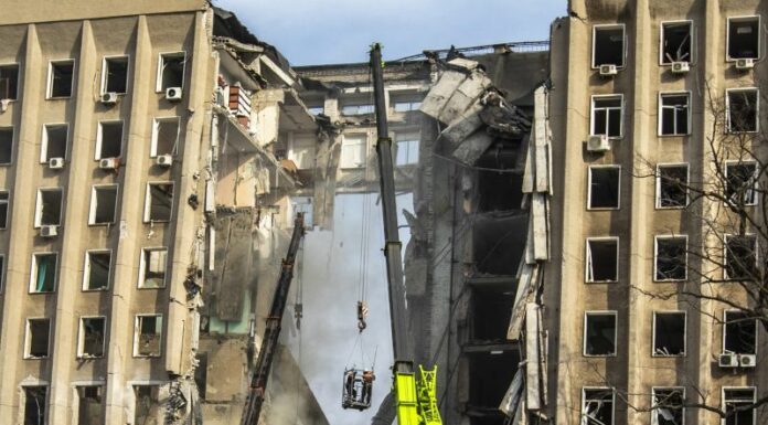 Mosca vuole la “liberazione totale” del Donbass, domani nuovi colloqui