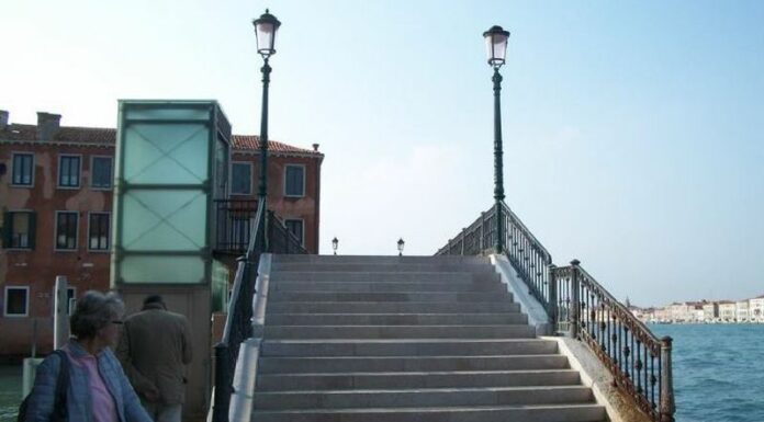 Addio agli ascensori del ponte Longo all’isola della Giudecca