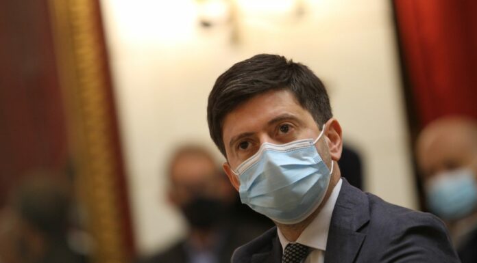 Covid, Speranza “La gestione della pandemia diventa ordinaria”