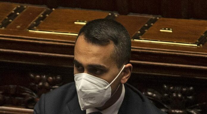 Minacce di morte a Di Maio “Non si ferma la condanna della guerra di Putin”
