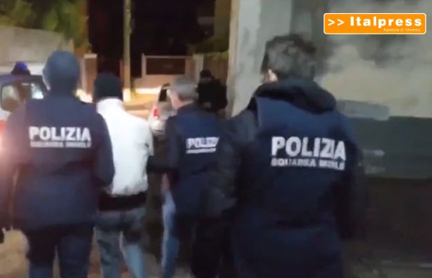 Stroncato traffico internazionale di droghe sintetiche, 6 arresti a Catania