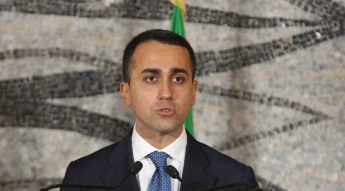 Di Maio “Espulsi 30 diplomatici russi”