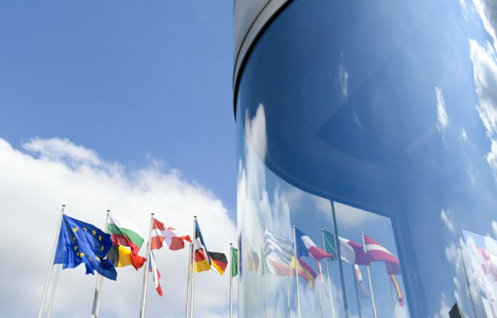 PARLAMENTO EUROPEO UE EU STRASBURGOBANDIERA EUROPEA UNIONEBANDIERE EUROPEE