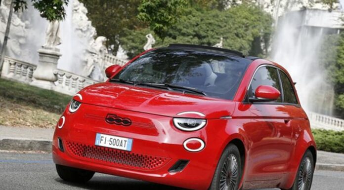 Nuova 500 guida la transizione energetica in Italia
