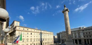 Via libera del Cdm al Def. Draghi “Aiuteremo famiglie e imprese”