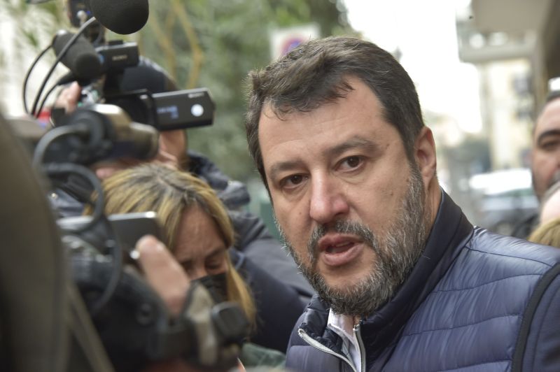 Salvini “Difendere gli italiani significa non tassarli” Salvini “Difendere gli italiani significa non tassarli”