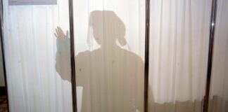 Iss, in calo incidenza e Rt, stabili occupazioni delle terapie intensive